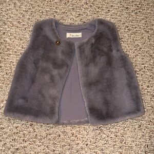 Doe, a dear Gray Faux Fur kids Vest - size 4T